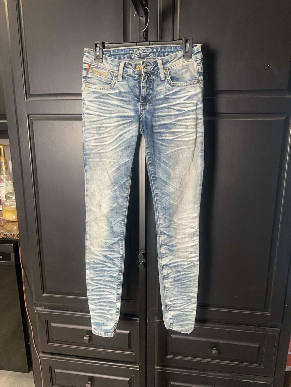 Robin's Jean Women's Size 27 Acid Wash Skinny Jeans with Rhinestones #438